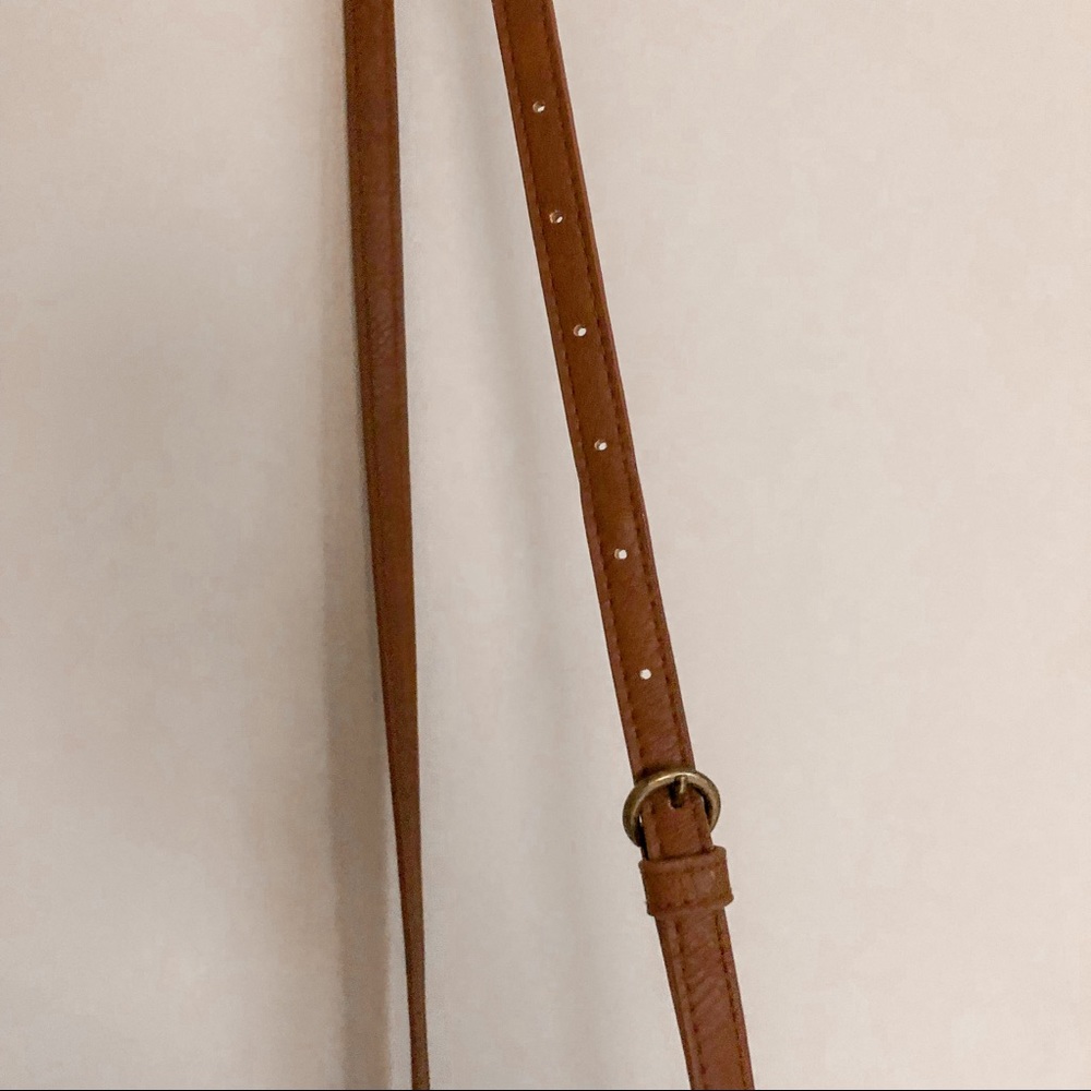 Universal Thread Metal Ring Crossbody - image 3